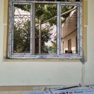 Окно, Душанбе