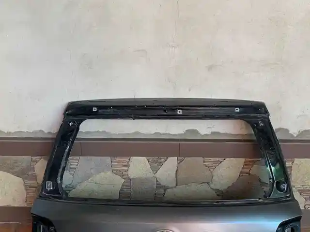 Крышка багажника от Toyota Land Cruiser 200 верхняя, Душанбе