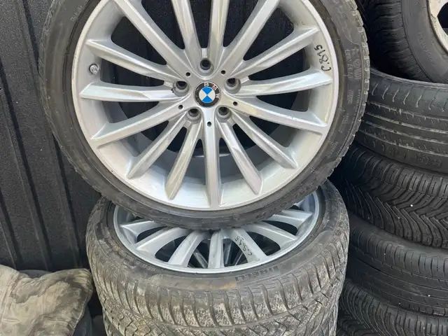 Диск с шинами Pirelli 245.45.19R, Турсунзода