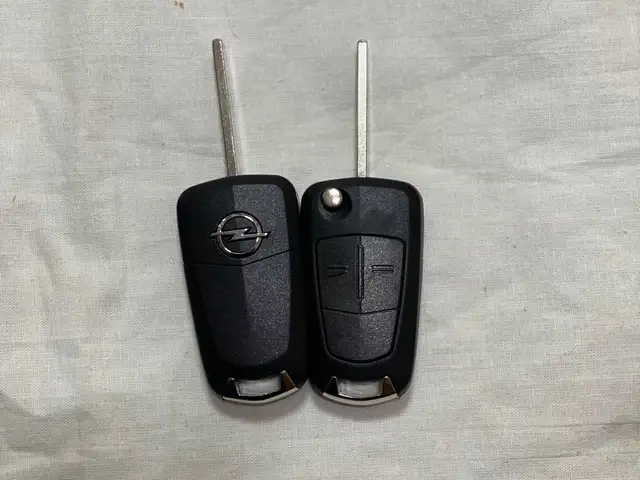 Корпус ключа на Opel Zafira B Astra H, Хуҷанд