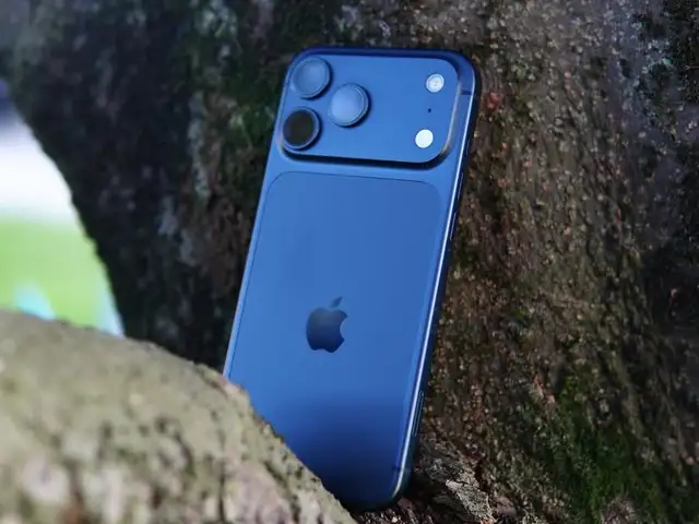 Apple iPhone Xr, 128 gb, Product Red, Хуҷанд