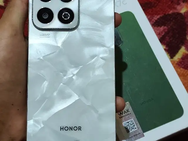 Honor X7c, Исфара