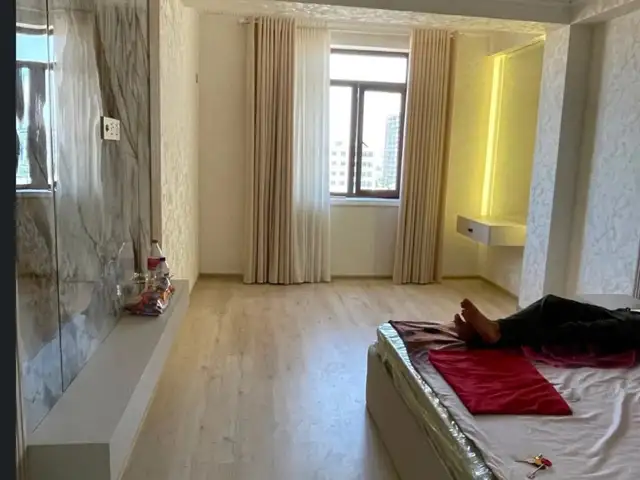 2-комн. квартира, 5 этаж, 78м², 32 мкр, Хуҷанд