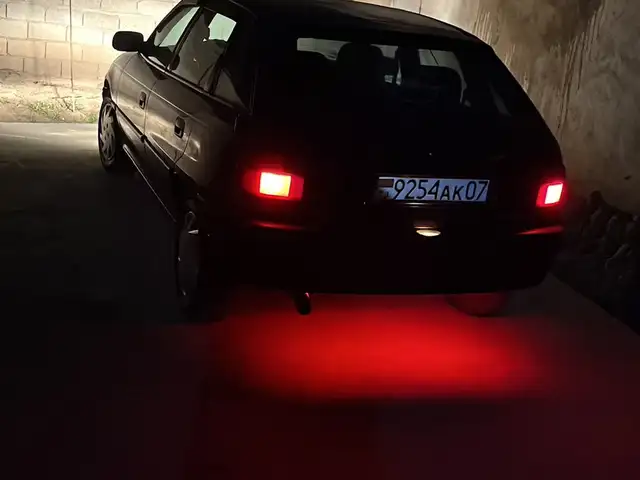 Opel Astra F