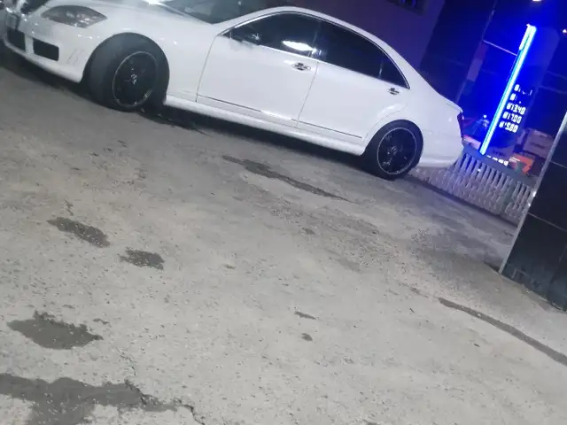 Mercedes-Benz S class