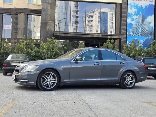 Mercedes-Benz S class