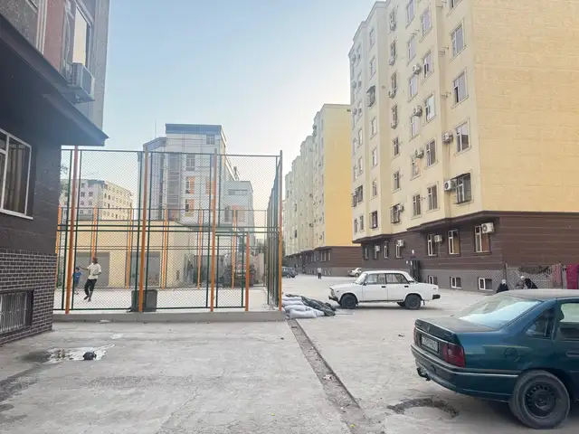 2-комн. квартира, 1 этаж, 38 м², Кайхонавардон, Бохтар (Курғон-Теппа)