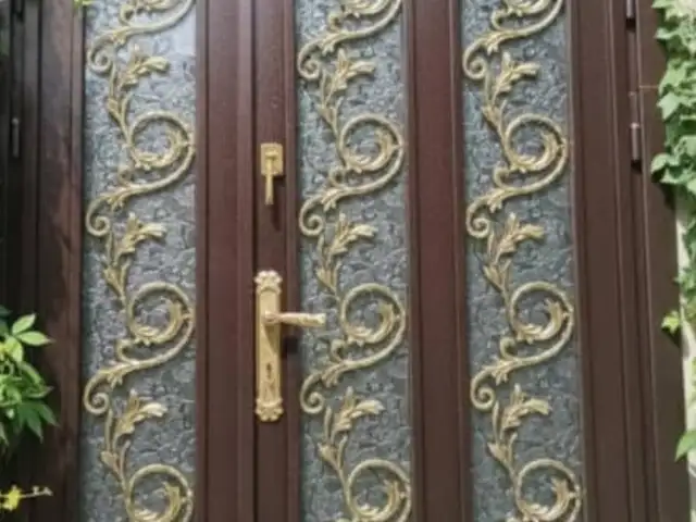 Дверь, Душанбе