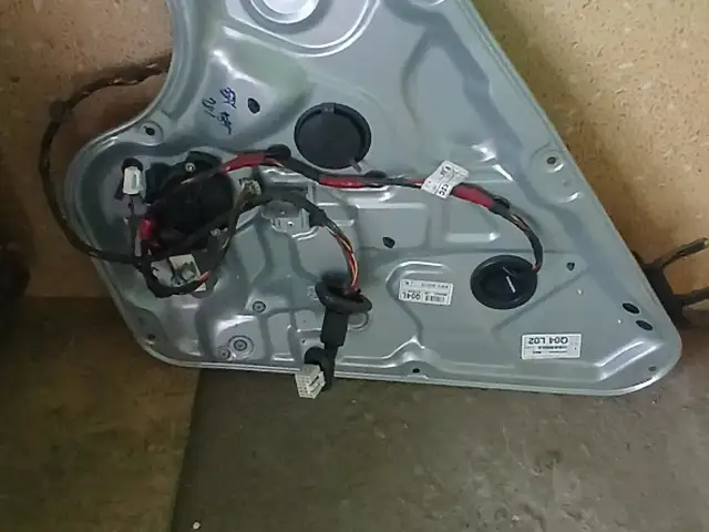 Стеклоподъёмник от Hyundai Avante hd, Худжанд