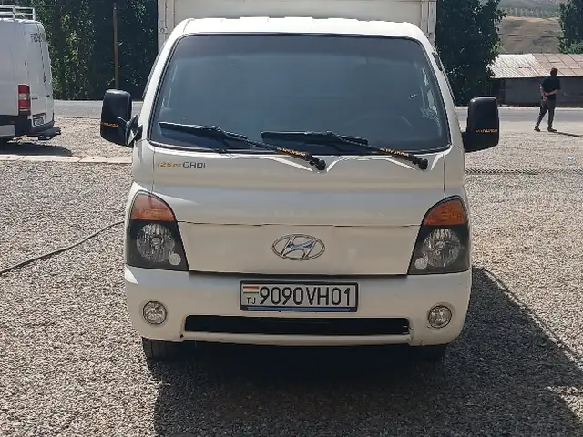 Бортовой грузовик Hyundai Porter 2, Файзабад