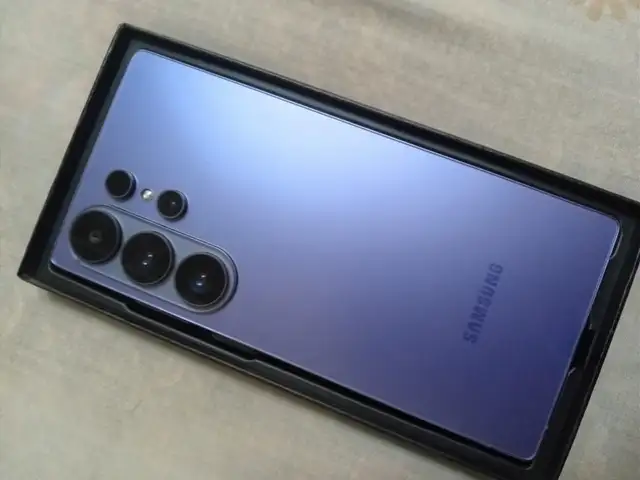 Samsung Galaxy S26 Ultra, Бобоҷон Ғафуров