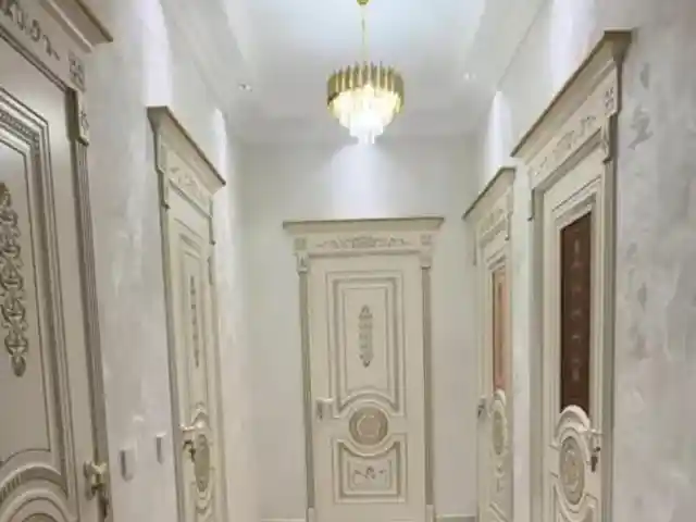Дверь Эмаль, Душанбе