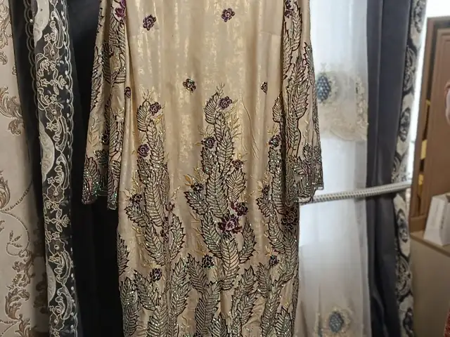 Платье, Рӯдакӣ