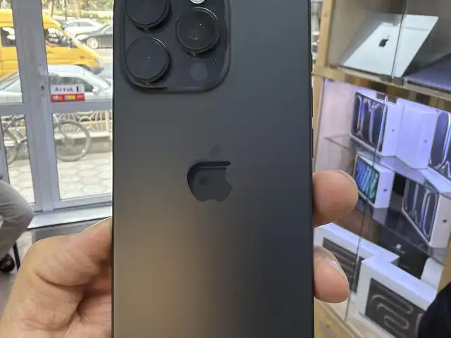 Apple iPhone 16 Pro, 128 gb, Natural Titanium, Худжанд