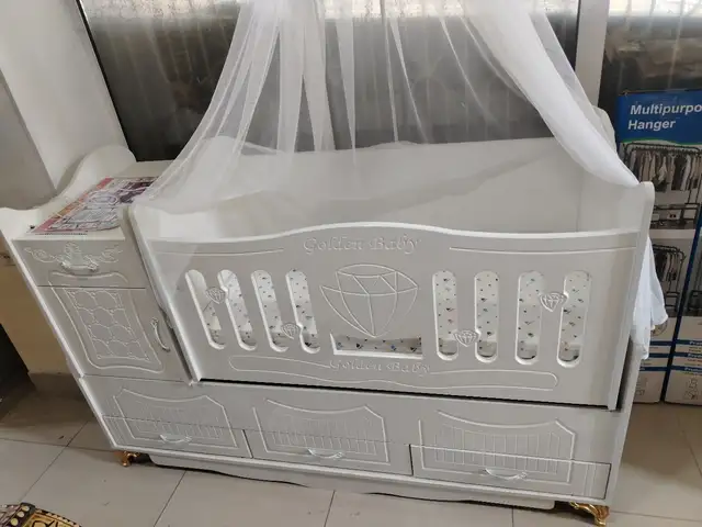Колыбель со шкафом, Душанбе