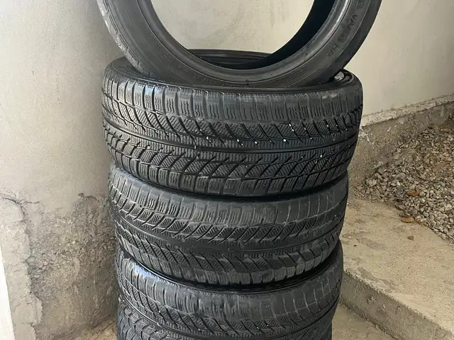 Покрышки R17 215/50, Худжанд