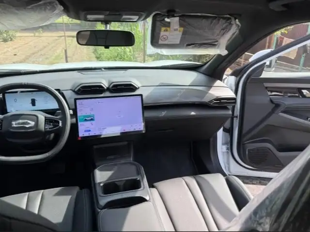 Dongfeng L7