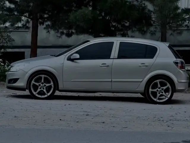 Opel Astra H