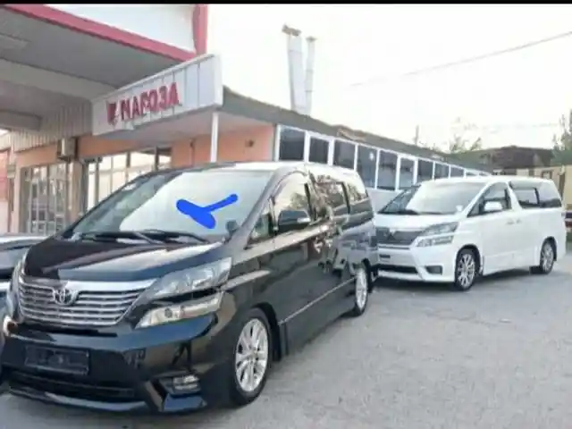 Лобовое стекло от Toyota Vellfire, Душанбе