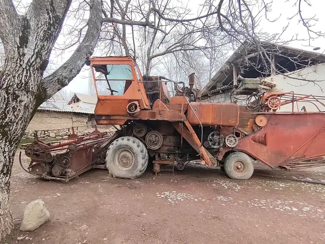 Комбайн, Душанбе