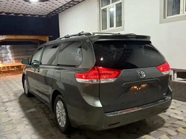 Toyota Sienna, 2015, Душанбе - 5