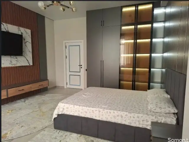2-комн. квартира, 4 этаж, 64м², 17 мкр, Хуҷанд