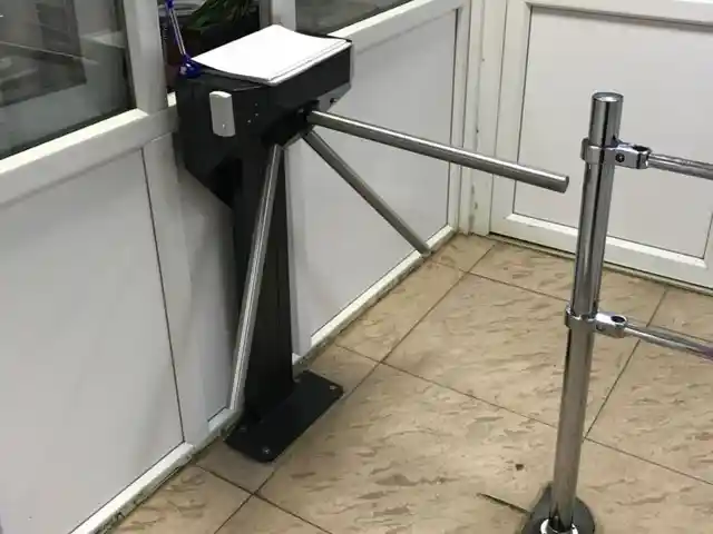 Установка турникетов, Хуҷанд