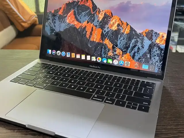 Ноутбук MacBook pro 2019 core i5 8/256, Душанбе
