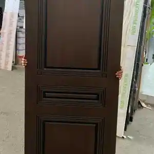Дверь из шпона, Душанбе