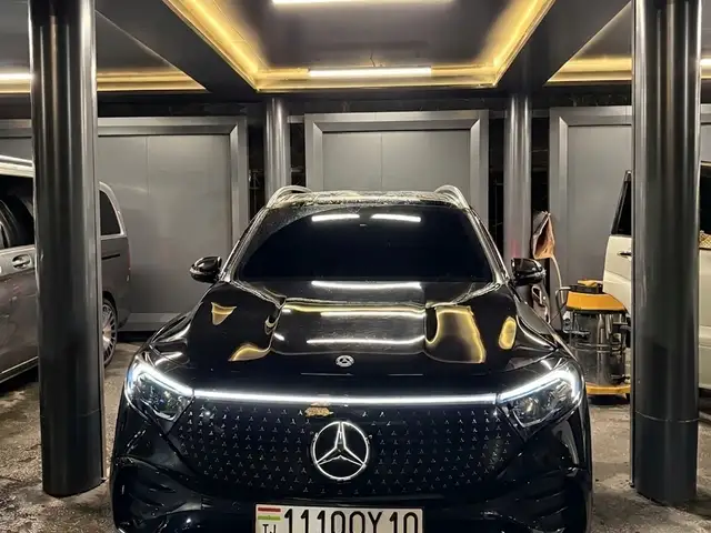 Mercedes-Benz EQB