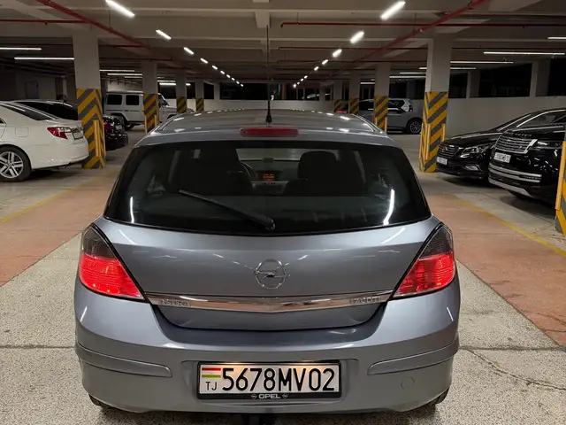 Opel Astra H