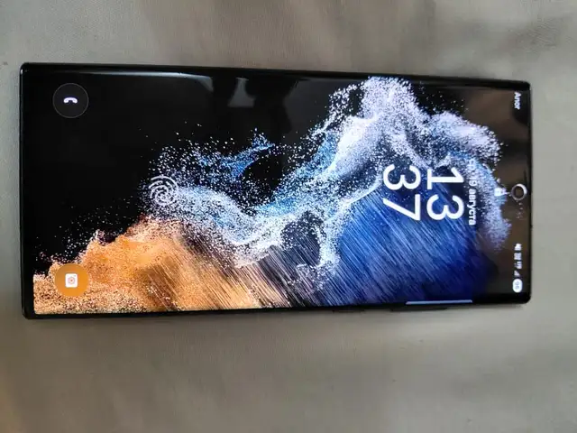 Samsung Galaxy S22 Ultra, Худжанд