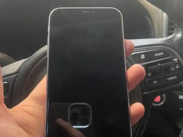Apple iPhone 11, 128 gb, Product Red, Хуҷанд