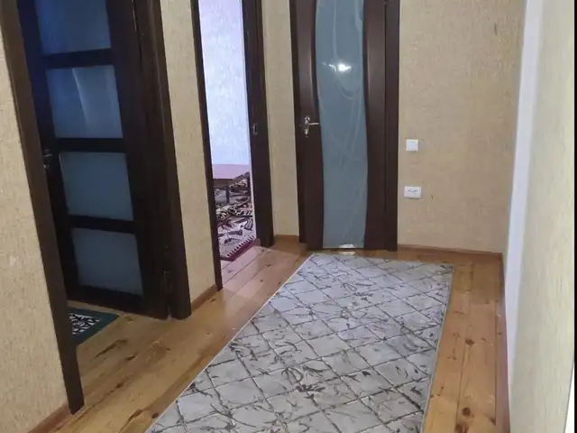 2-комн. квартира, 3 этаж, 55м², 20 мкр, Хуҷанд