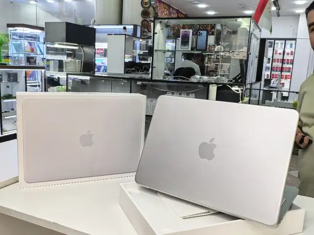 Ноутбук MacBook NEO 8/512GB, Душанбе - 3