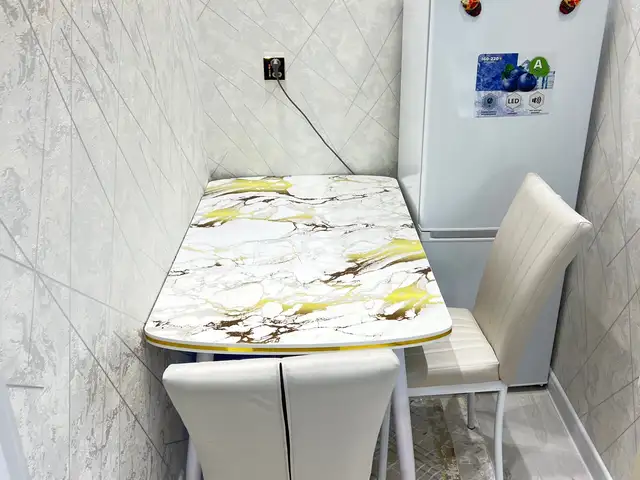 Стол стул, Душанбе