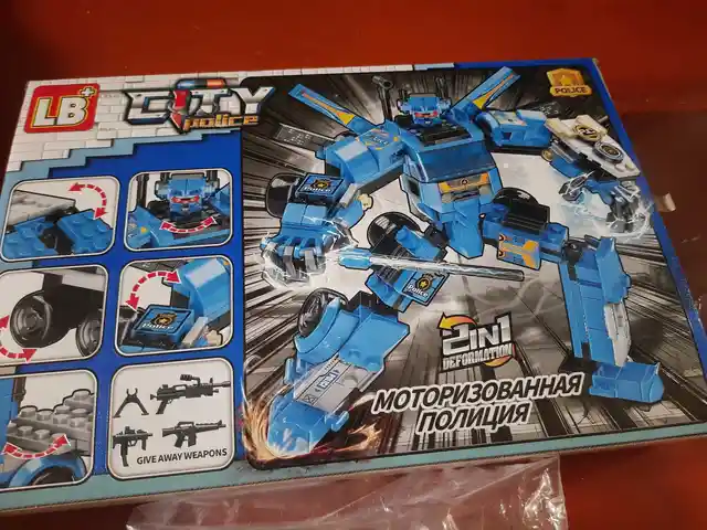 Игрушки Lego трансформер полицейский 2в1. 411-деталей, Душанбе