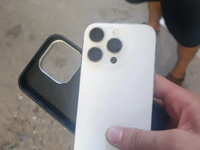 Apple iPhone 16 Pro, 256 gb, White Titanium, Ҷаббор Расулов
