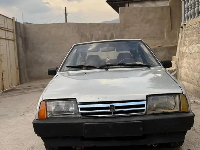 Lada (ВАЗ) 2108