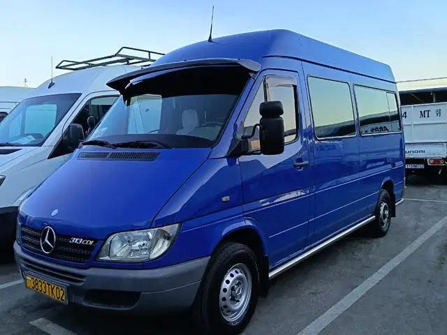 Микроавтобус Mercedes-Benz Sprinter, 2004, Хуҷанд