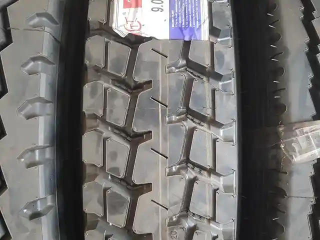 Покрышка R20, Душанбе