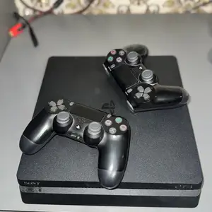 Игровая приставка Sony PlayStation 4, Турсунзода