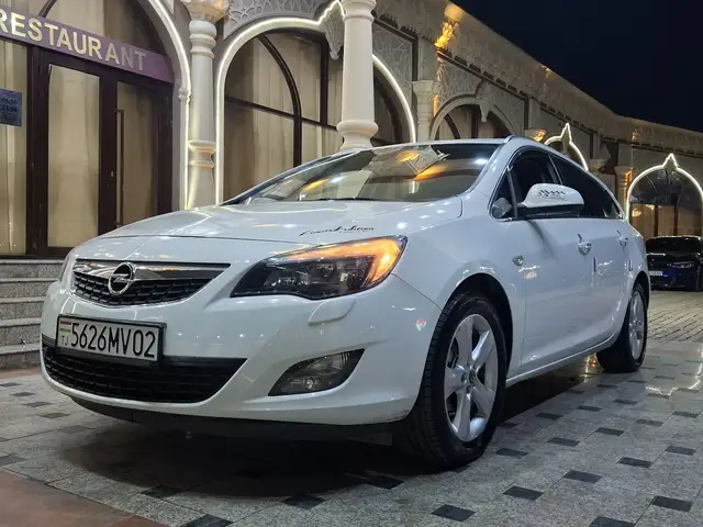 Opel Astra J, 2011, Худжанд - 2