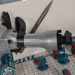 Отбойный молоток, Душанбе
