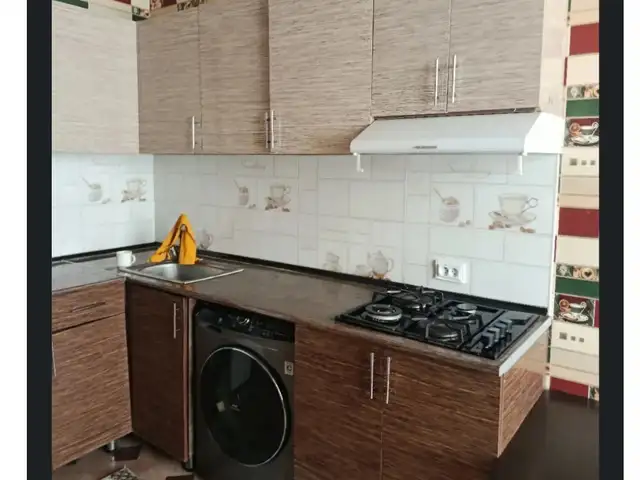 2-комн. квартира, 2 этаж, 60м², 19 мкр, Хуҷанд