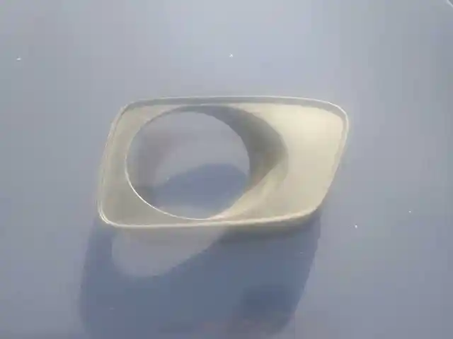 Крышка противотуманные фары от Toyota Axio, Душанбе