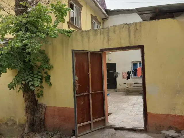 Комната в 3-комн. квартире, 2 этаж, 40м², Фирдавси, Душанбе