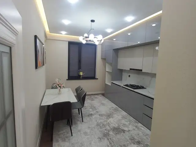 3-комн. квартира, 9 этаж, 99 м², 12мкр, Худжанд - 3