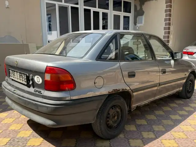 Opel Astra F