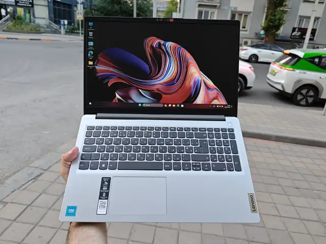 Ноутбук Lenovo ideaPad intel inside 8/256gb, Гиссар